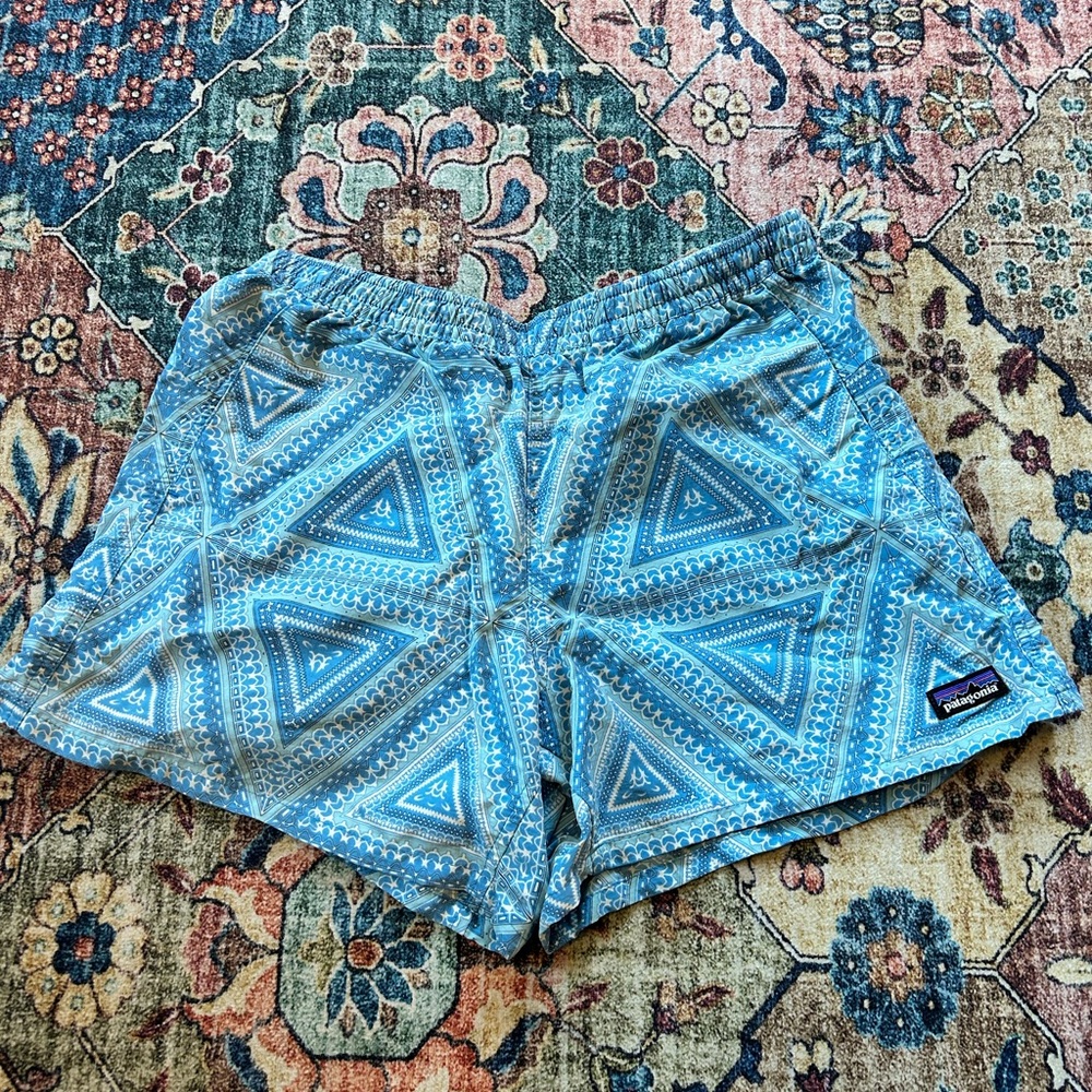 Patagonia Women's Blue Patterned Shorts